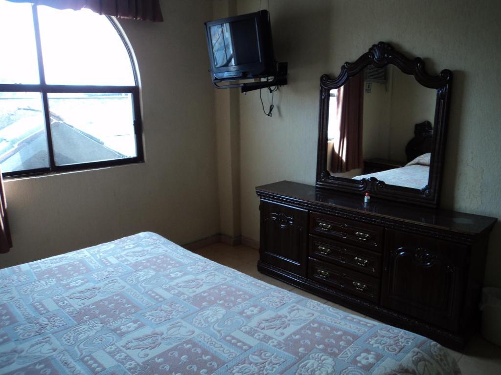 Hotel Mario'S Inn Ramos Arizpe Exteriör bild